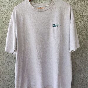 vintage reebok t shirt